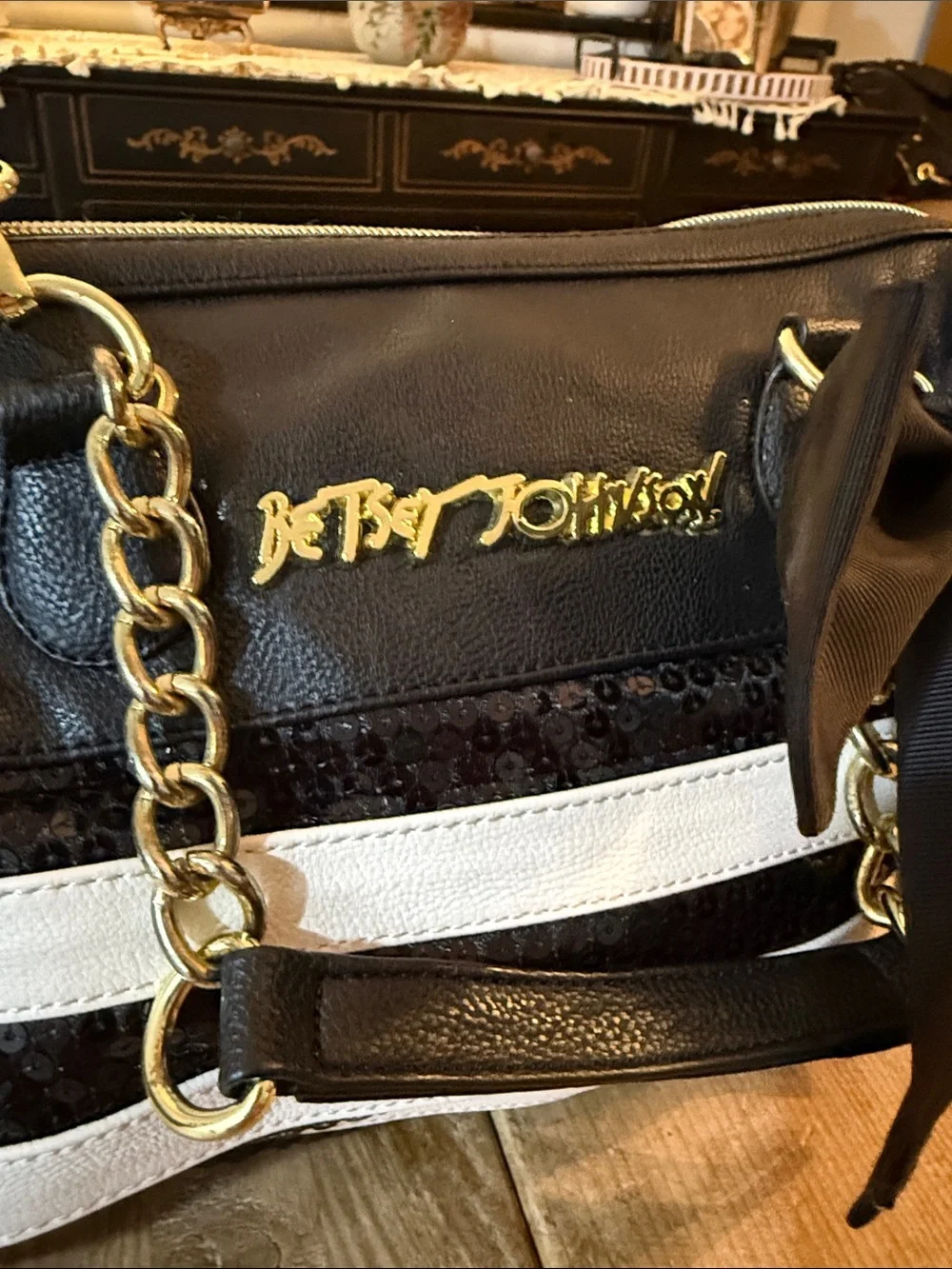 Betsey Johnson chic betsey